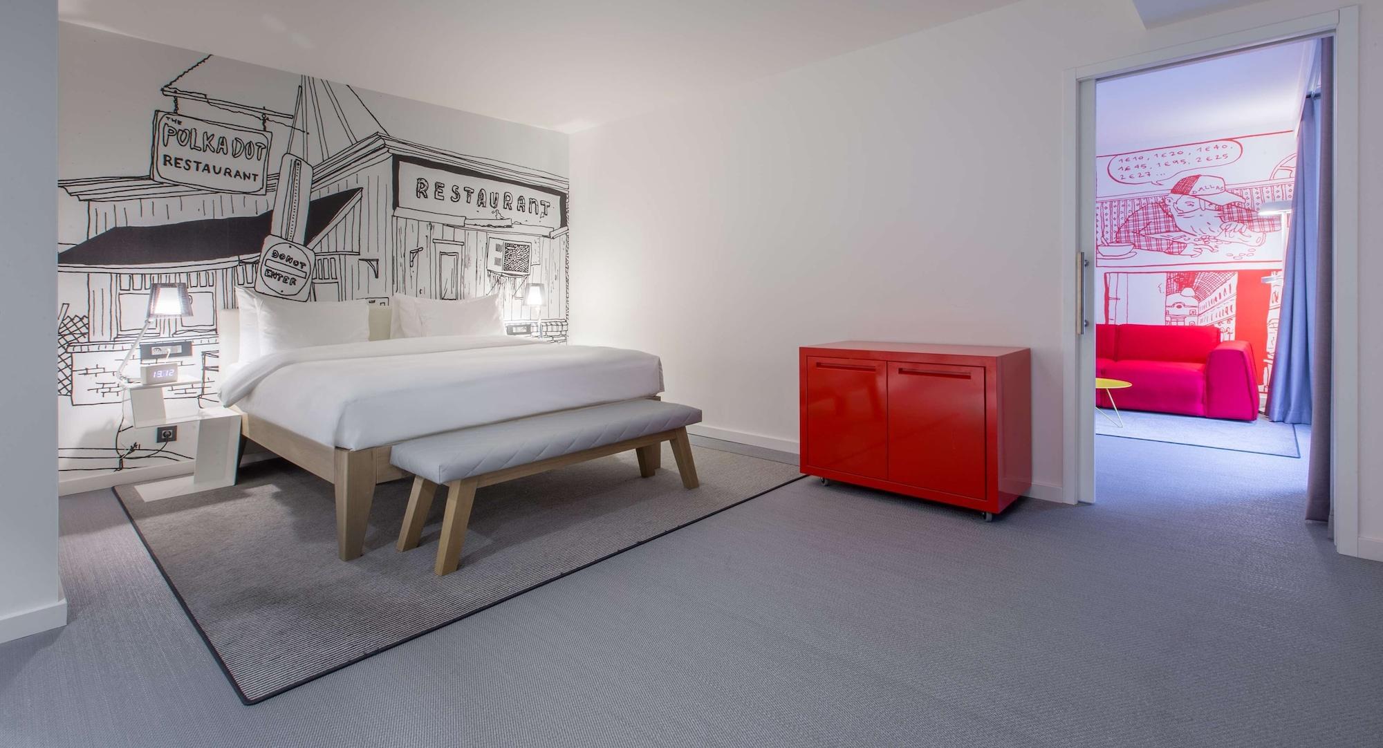 Radisson Red Brussels Hotel Ixelles ภายนอก รูปภาพ