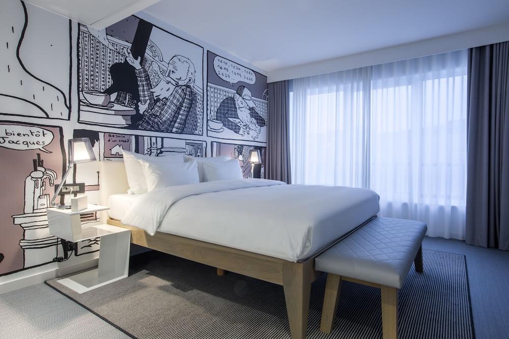 Radisson Red Brussels Hotel Ixelles ภายนอก รูปภาพ